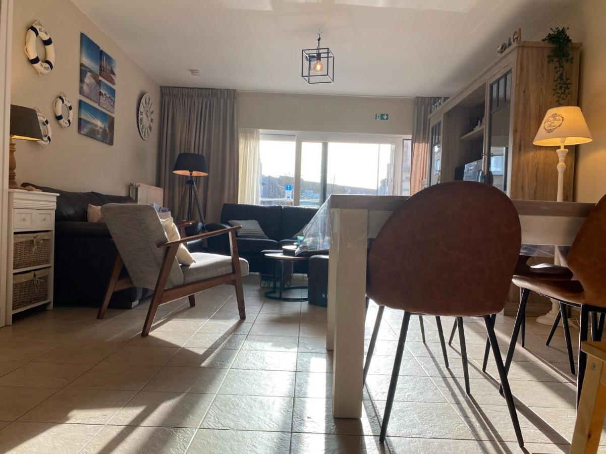 Ferienwohnung Des ambassadeurs Blankenberge Exterior foto